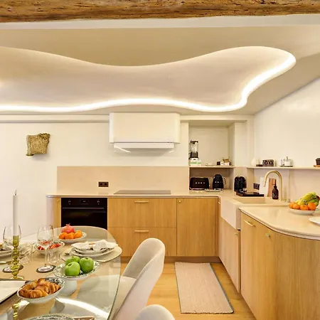 Ultra Luxe Et Confort Au Coeur Des Champs-elysees Apartment Paris